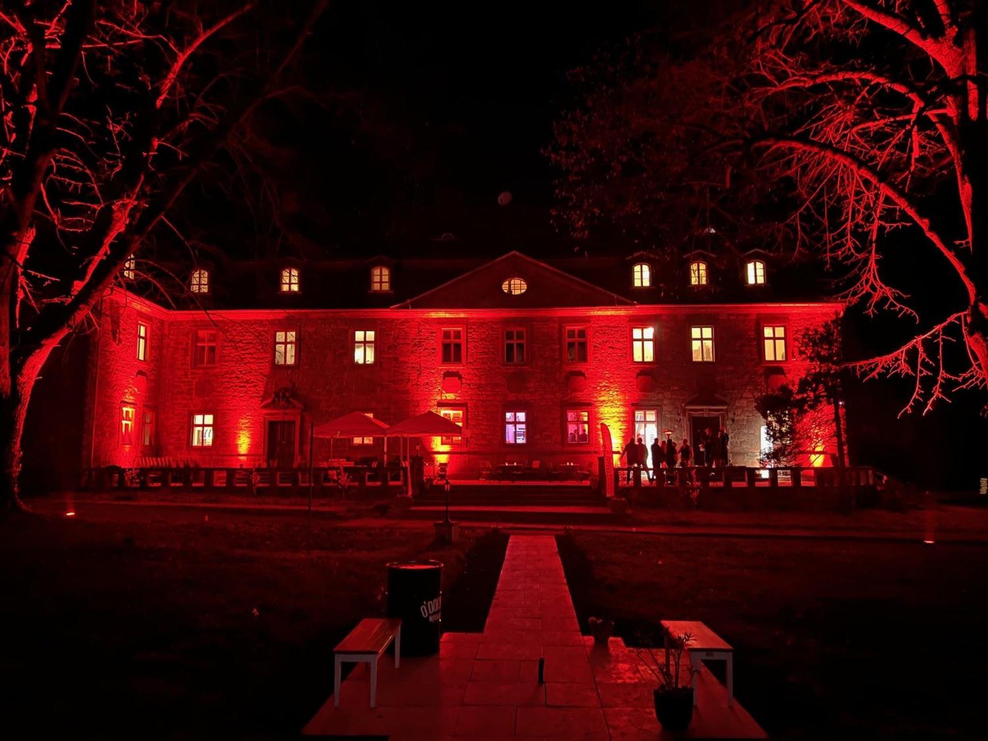 Schloss Zingst Кверфурт Экстерьер фото